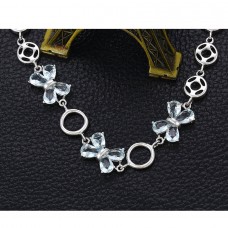 Eleganta rokassprādze ar cirkonu